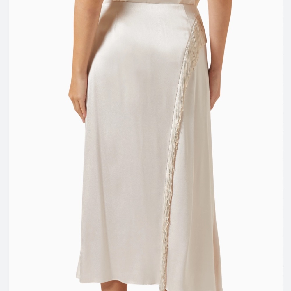 New Vince Women's Asymmetric Fringe Midi Skirt size 8 100% silk - Picture 13 of 16